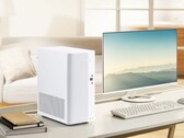 Az Asus V500 Mini Tower fehér vagy fekete színben, fa díszítéssel kapható.