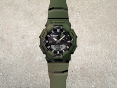 Kiszivárgott a Casio G-Shock GA-B010-1A és GA-B010-3A (képünkön) karóra (Kép forrása: Bestwatch.ru, szerkesztés)