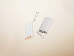 A két új powerbank névleges kapacitása 15 000 mAh és 20 000 mAh. A képen: a két új modell.