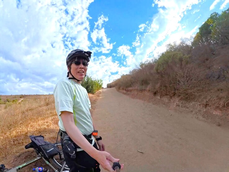 Nem alkalmas nagyon meredek dombokon való kerékpározáshoz. (Kép forrása: Notebookcheck)