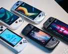 Különböző kézi játék PC-k egy asztalon