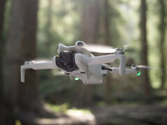A Mini 4 Pro továbbra is a DJI legújabb, 249 grammos drónja. (Kép forrása: DJI - szerk.)