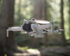 A Mini 4 Pro továbbra is a DJI legújabb, 249 grammos drónja. (Kép forrása: DJI - szerk.)