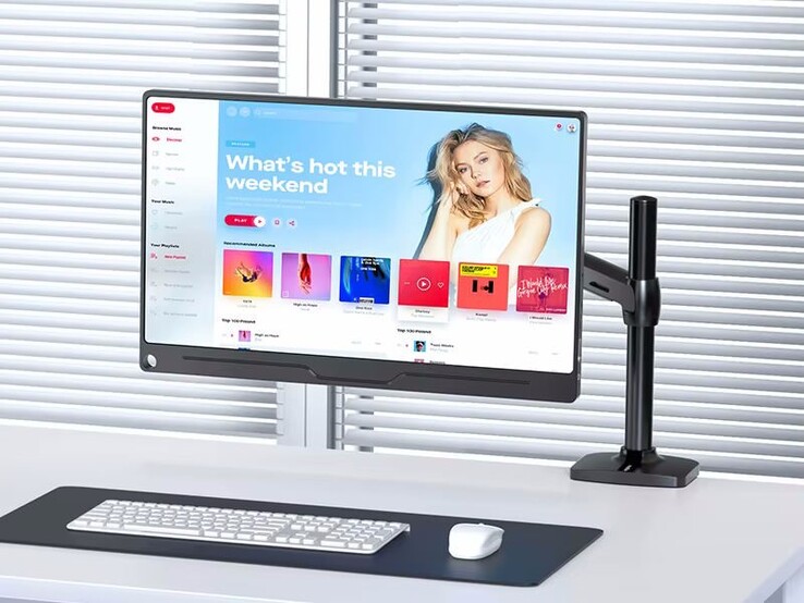 A monitor kompatibilis a VESA tartóval (Kép forrása: Uperfect)