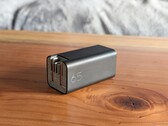 A 65 W-os HP-adapter szinte minden olyan funkcióval rendelkezik, amit egy hordozható USB-C-s töltőtől elvárhatunk