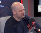 Dan Houser felvétele a The Chris Evans Breakfast Show-ban (kép forrása: Virgin Radio UK YT)