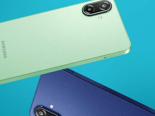 A Galaxy F70e bőrrel van ellátva.