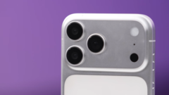 Az iPhone 17 Pro Max(?). (Kép forrása: Unbox Therapy via YouTube)