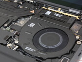 A Core Ultra X7 a Dell gépen jóval gyorsabban fut, mint az új Framework-en.