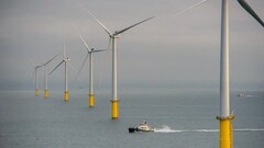 Egy hajó a Rampion tengeri szélerőműparkban (Kép forrása: Rampion)