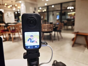 Az Insta360 X6 gesztusvezérlést támogat