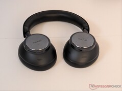 Fekete EarFun Wave Pro X.