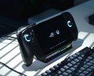 Az Asus ROG Xbox Ally X-et az AMD Ryzen Z2 Extreme APU hajtja. (Kép forrása: Alex Waetzel a NotebookcheckReviews számára a YouTube-on)