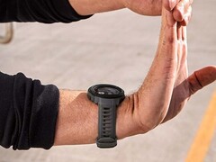 A Garmin 17.03-as béta verziójú frissítése már elérhető az Instinct 2 (a képen) készülékhez. (Kép forrása: Garmin)