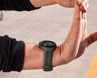 A Garmin 17.03-as béta verziójú frissítése már elérhető az Instinct 2 (a képen) készülékhez. (Kép forrása: Garmin)