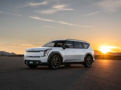 A 2026-os Kia EV9 Nightfall Edition a következő hónapokban kerül forgalomba az Egyesült Államokban. (Kép forrása: Kia)