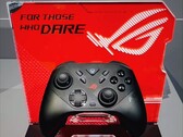 A ROG Raikiri II Xbox vezeték nélküli vezérlő a Gamescomon. (Kép forrása: Asus ROG)