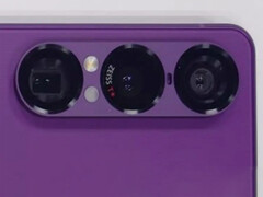 Az Xperia 1 VII a pletykák szerint továbbfejlesztett teleobjektív és ultraszéles látószögű kamerákat is tartalmazni fog. (Kép forrása: via Sumaho Digest - szerkesztve)