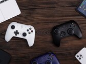 A 8BitDo Ultimate 2 vezeték nélküli vezérlő vezetékes USB-n, Bluetooth-on vagy 2,4 GHz-es vezeték nélküli kapcsolaton keresztül csatlakozik a támogatott eszközökhöz. (Kép forrása: 8BitDo)