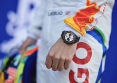 A Tudor Black Bay Chrono Carbon 26 óra 200 m (660 ft) vízállósággal rendelkezik