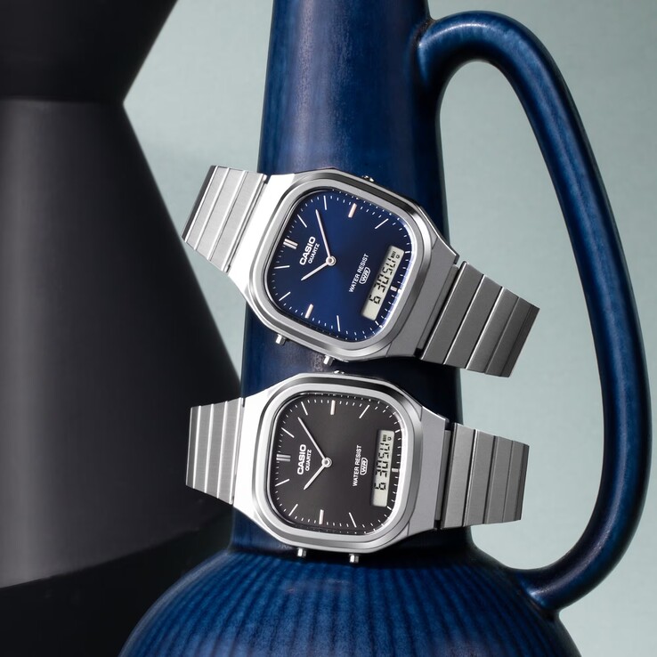 A Casio AQ-240E-2A2 és az AQ-240E-1A ezüstszínű kivitelben kapható