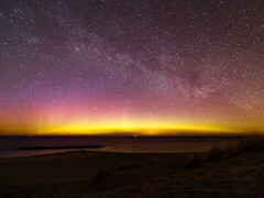 Egy északi fényt ábrázoló kép. (Kép forrása: lasseholsthansen - Pixabay)