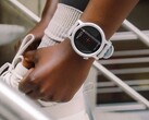 A CMF Watch 3 Pro világosszürke színben.