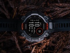 A Garmin Instinct 3 okosórája (a képen) a 12.23-as szoftververziót kapja. (Kép forrása: Garmin)