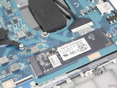 Az SSD és a CPU korlátozott hűtés valószínűleg a Dynabook laptop nagyon alacsony célsúlya miatt (Kép forrása: Notebookcheck)
