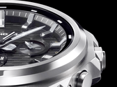 Közelkép a Casio G-Steel számlapjáról