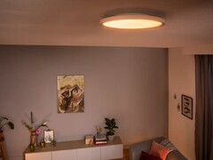Az új Philips Hue Aurelle mennyezeti lámpák (a képen) olcsóbbak lesznek, mint az eredeti változatok. (Kép forrása: Philips Hue)