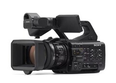 A Sony PWX-Z300 egy 17-szeres zoommal rendelkező, funkciógazdag 4K videokamerát kínál a híradósoknak és dokumentumfilmeseknek. (Kép forrása: Sony)