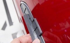 A Tesla ajtókilincs-szerelvény. (Kép forrása: Tesla)