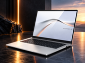 Az Asus ExpertBook A7 14 hüvelykes, 120 Hz-es OLED-kijelzővel rendelkezik