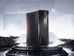 Az MS-S1 Max két 80 Gbps-os USB 4 v2 porttal rendelkezik. A képen a mini PC promóciós képe. (Kép forrása: Minisforum)