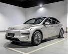 A Model Y L új "Hey,Tesla" ébresztőszóval érkezik. (Kép forrása: Tesla Lounge/Reddit)