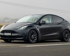 Egy Tesla Model Y (Kép forrása: Michal Lauko via Unsplash; kivágva)