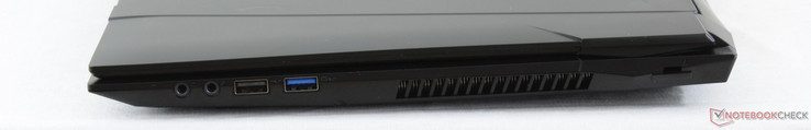 Right: 3.5 mm headphones, 3.5 mm microphone, USB 2.0, USB 3.0, Kensington Lock