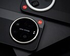 A Xiaomi 17 Ultra.