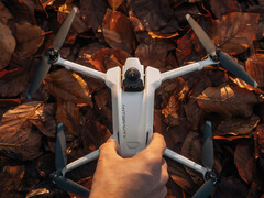 Az Antigravity A1 behúzható futóművel is rendelkezik, hogy megakadályozza az alsó kamera lencséjének karcolódását. (Kép forrása: Antigravity)