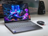 Lenovo Yoga 9 14 2in1 G10 felülvizsgálat - A high-end convertible szenved a gyenge 4K OLED miatt