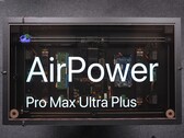 Az HTX Studio AirPower-inspirált, saját készítésű töltőasztala, amelyen látható a belső hardver és az átlátszó kijelző.