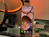 Oppo Find X8 Ultra okostelefon felülvizsgálata (kép forrása: Marcus Herbrich)
