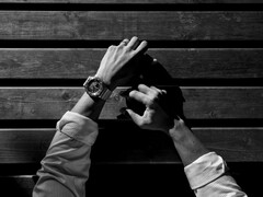 A Casio GM2100TTTR-8A One Ok Rock együttműködési óra megjelenhet az Egyesült Államokban. (Kép forrása: Casio)