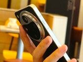 Új képek hasonlítják össze az Oppo Find X8 Ultra-t a Apple iPhone 16 Pro és Pro Max (Kép forrása: Weibo)