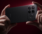 A Redmi K90 Pro Max 5x teleobjektív érzékelővel rendelkezik majd. A képen: a telefon promóciós képe. (Kép forrása: Xiaomi)