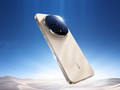 A Honor Magic 8 Pro.