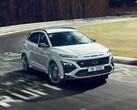 Hyundai Kona N teljesítményű SUV a versenypályán. (Kép forrása: Hyundai)