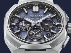 A Seiko új Astron HAB001 órája szögletes titánium tokot párosít jeges kék textúrájú számlapjával és GPS Solar óraszerkezetével.