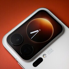 A hátsó kijelző végre eléri a globális piacot a Xiaomi 18 Pro telefonokkal.